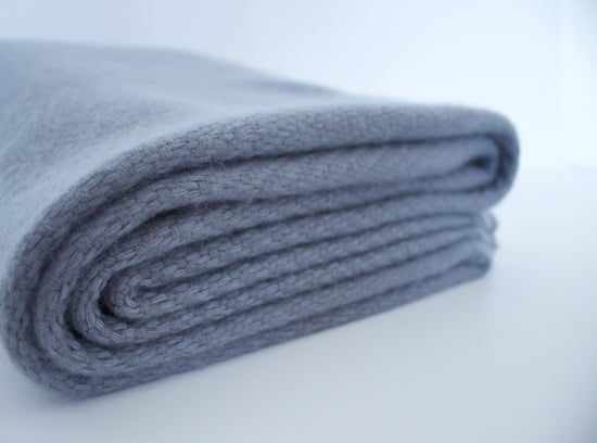 Luxus Kaschmir Plaid LOUNGE - Dove Grey