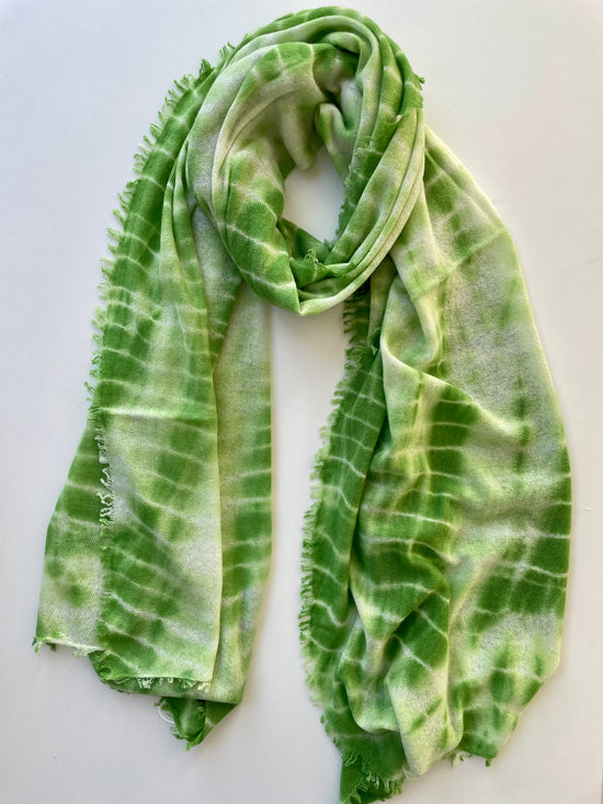 Cashmere Shawl TADESHO Batik - Vibrant Green